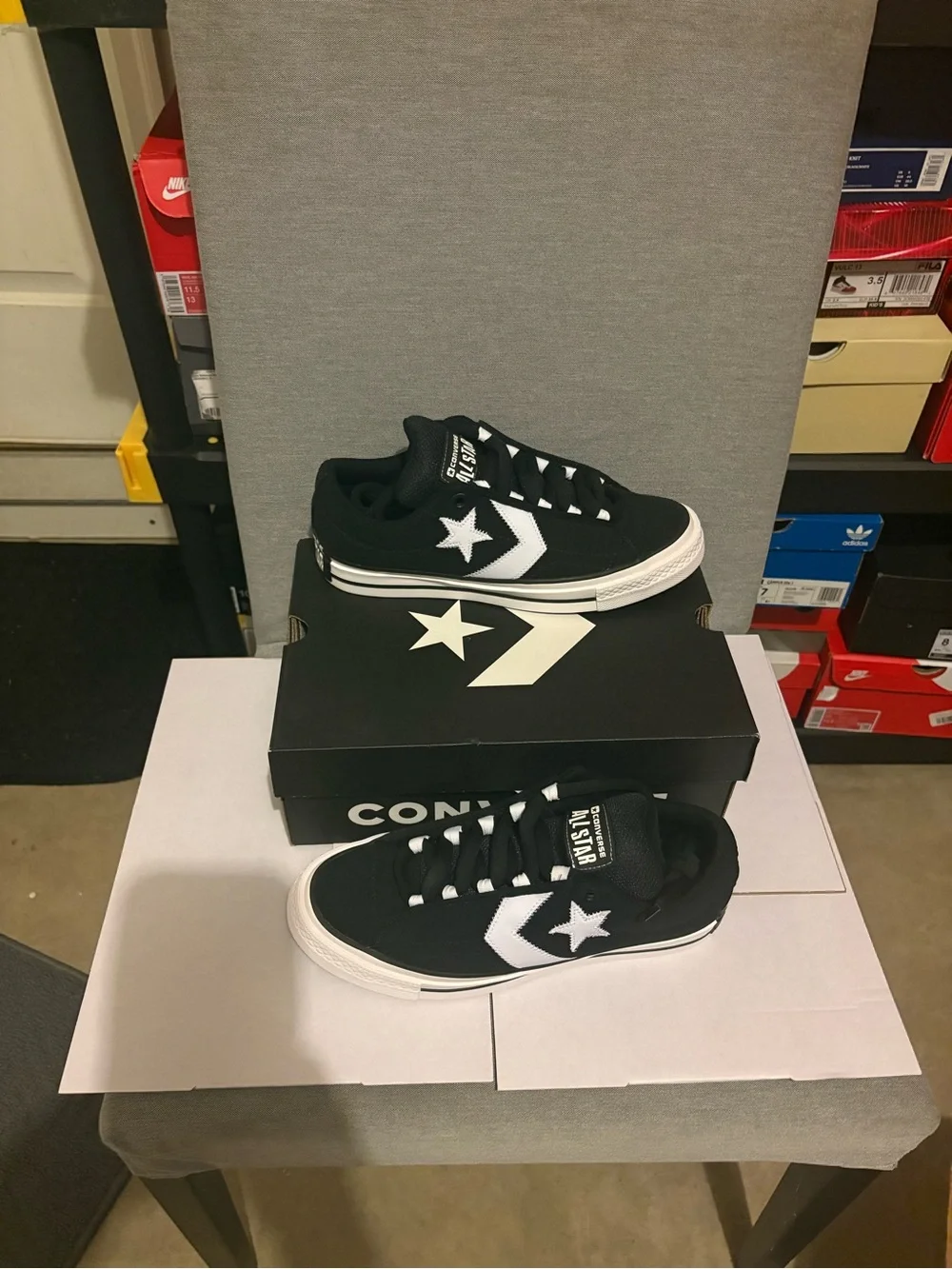 Converse Mens 'size 8 Black & White Star Low-Top Sneakers